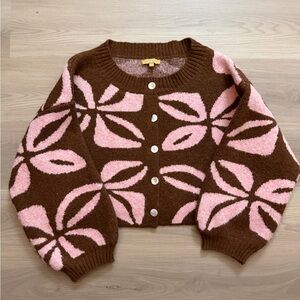 VRG GRL cropped sweater size large